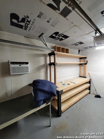 Image 15 of 16 For 1707 Farwell