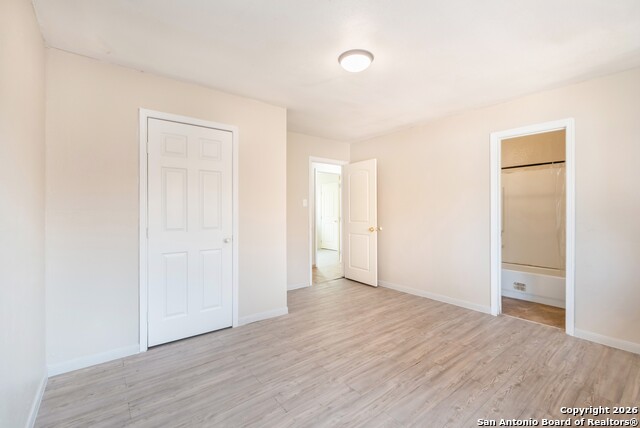 Image 15 of 31 For 5207 Overpool St