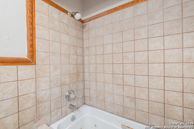 Image 21 of 31 For 5207 Overpool St