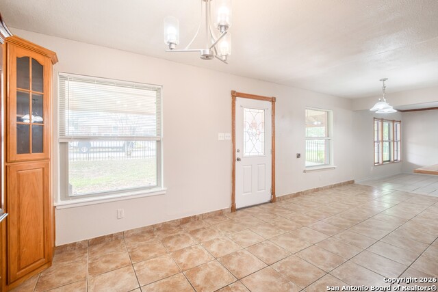 Image 6 of 31 For 5207 Overpool St