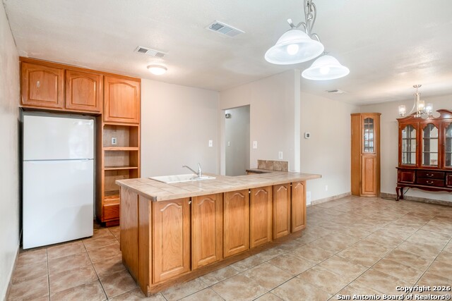 Image 7 of 31 For 5207 Overpool St