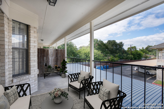 Image 16 of 21 For 2611 Eisenhauer