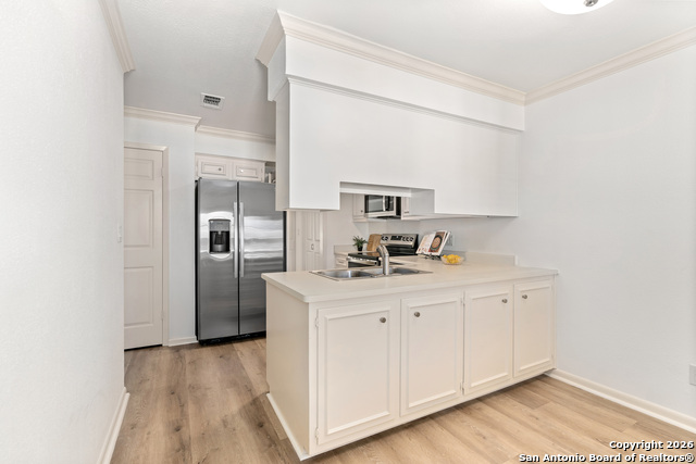 Image 8 of 21 For 2611 Eisenhauer