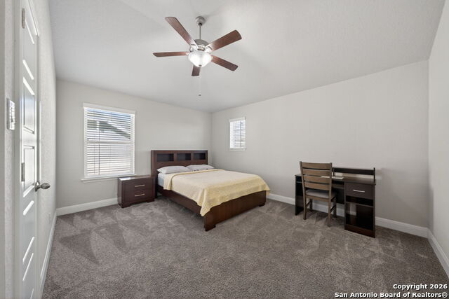 Image 28 of 41 For 2330 Olive  