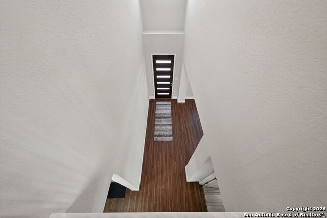 Image 34 of 41 For 2330 Olive  