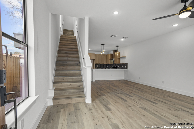 Image 31 of 57 For 125 Dashiell