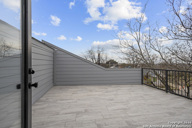 Image 53 of 57 For 125 Dashiell