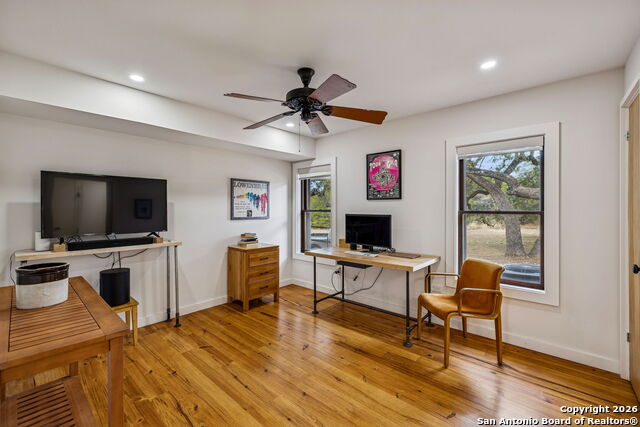 Image 15 of 40 For 299 Live Oak Trail