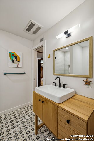 Image 17 of 40 For 299 Live Oak Trail