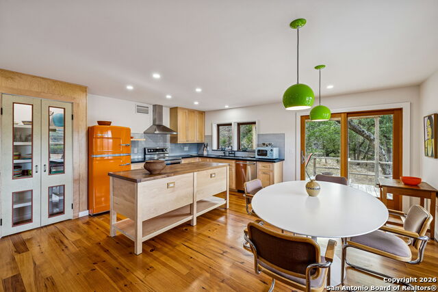 Image 9 of 40 For 299 Live Oak Trail