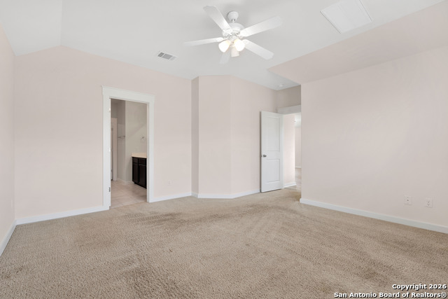 Listing photo id 16 for 17232 Borromeo Avenue