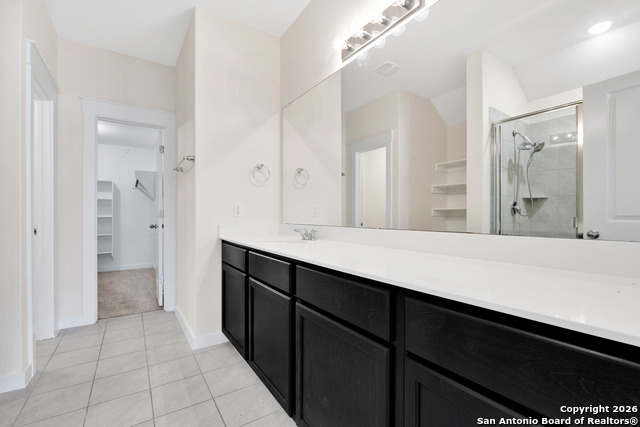 Listing photo id 18 for 17232 Borromeo Avenue