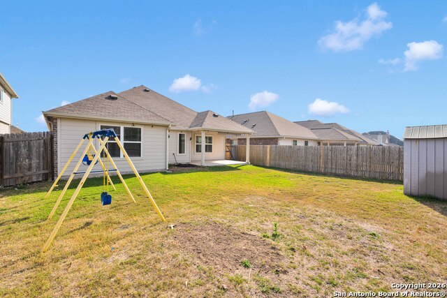 Listing photo id 21 for 17232 Borromeo Avenue