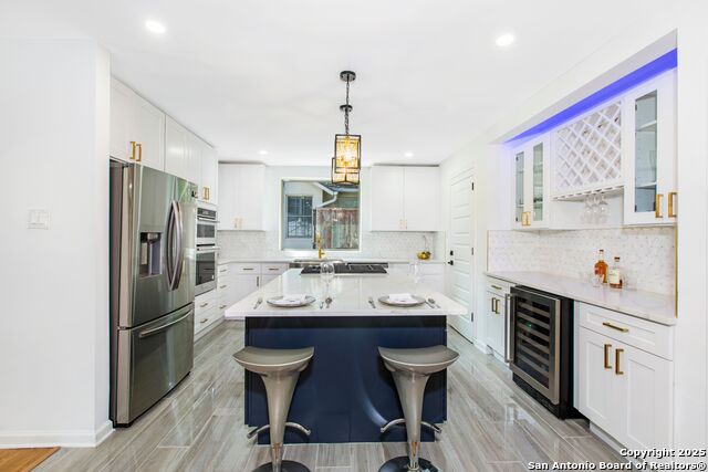 Image 16 of 49 For 423 College Blvd.