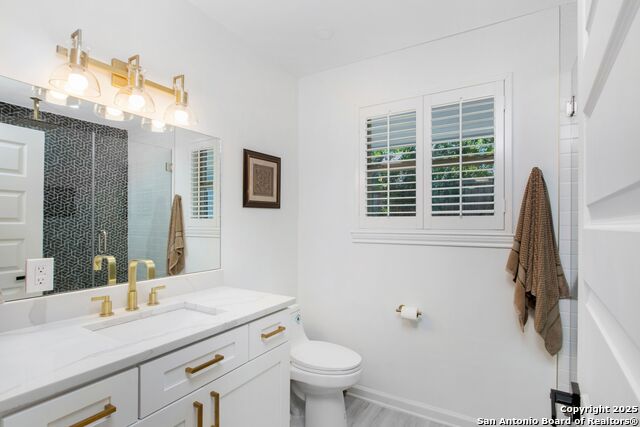 Image 29 of 49 For 423 College Blvd.