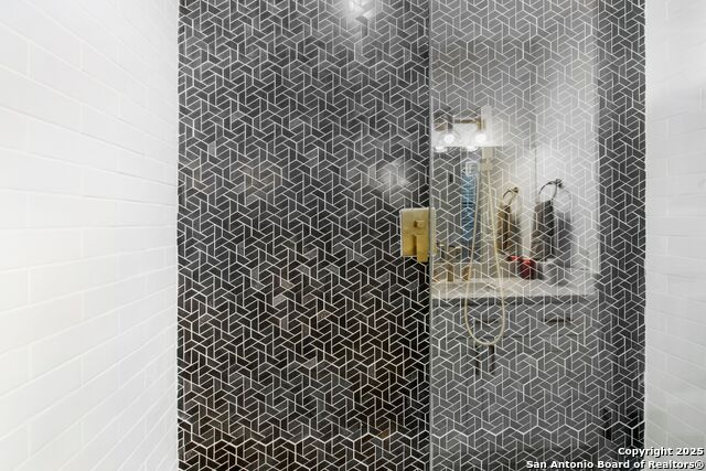 Image 30 of 49 For 423 College Blvd.