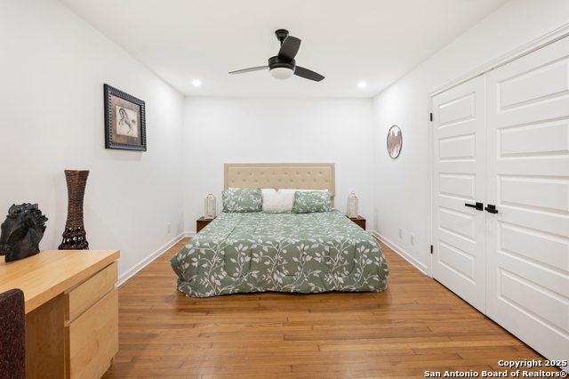 Image 31 of 49 For 423 College Blvd.