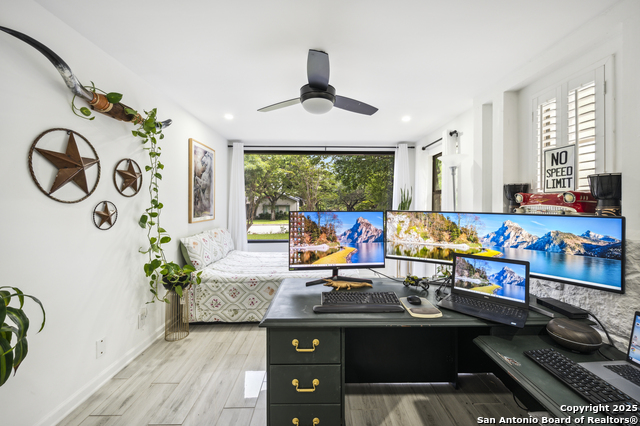 Image 38 of 49 For 423 College Blvd.