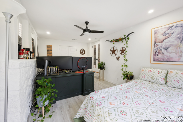 Image 41 of 49 For 423 College Blvd.