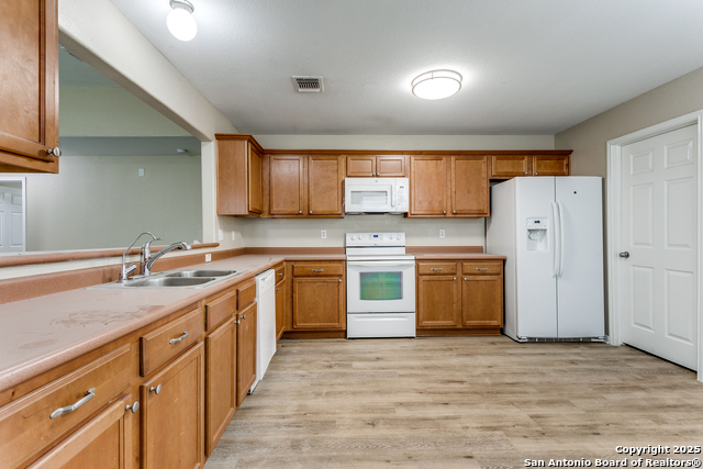 Image 12 of 36 For 5735 Cardinal Falls