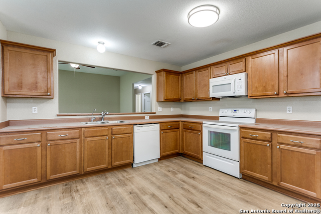 Image 13 of 36 For 5735 Cardinal Falls