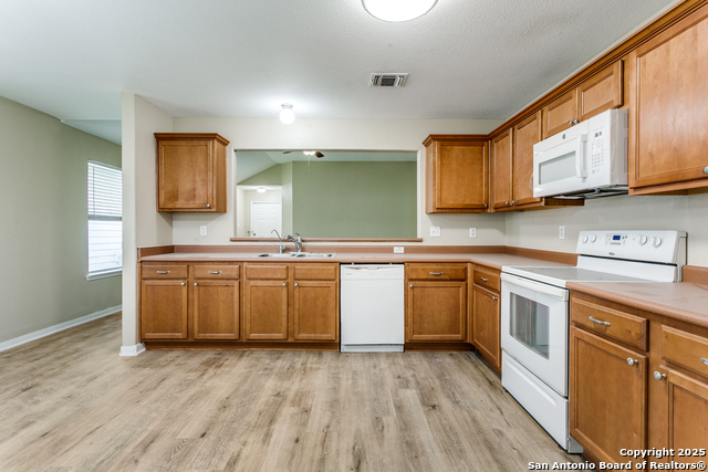 Image 15 of 36 For 5735 Cardinal Falls