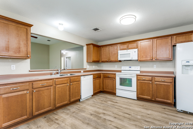 Image 16 of 36 For 5735 Cardinal Falls