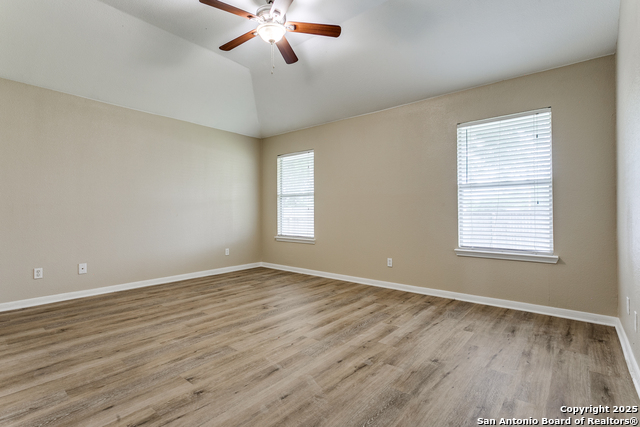 Image 23 of 36 For 5735 Cardinal Falls