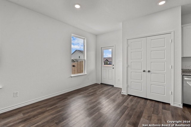 Image 14 of 30 For 5132 Bay Breeze