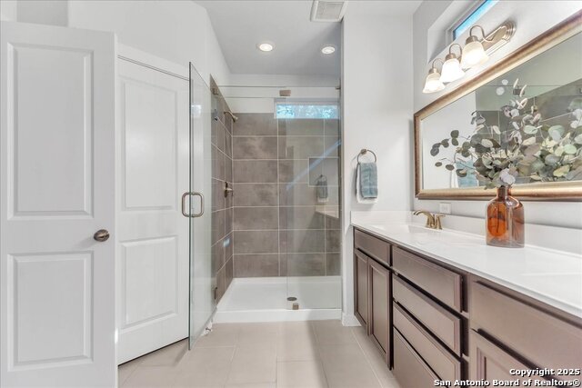 Image 11 of 26 For 7914 #16 Roanoke Run