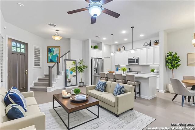 Image 2 of 26 For 7914 Roanoke Run  16