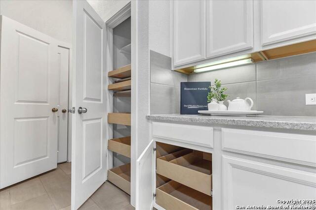 Image 5 of 26 For 7914 Roanoke Run  16