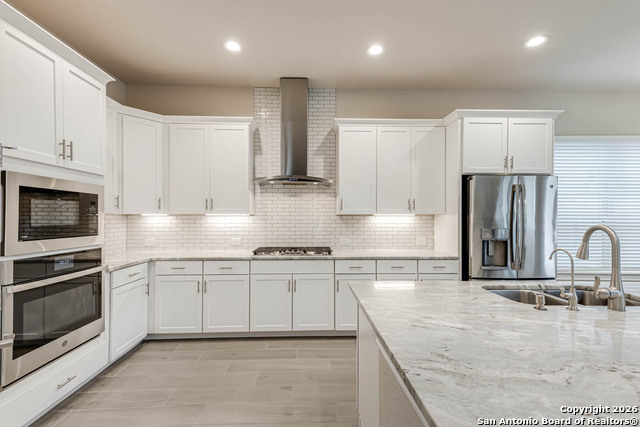 Image 11 of 53 For 17419 Hillsedge