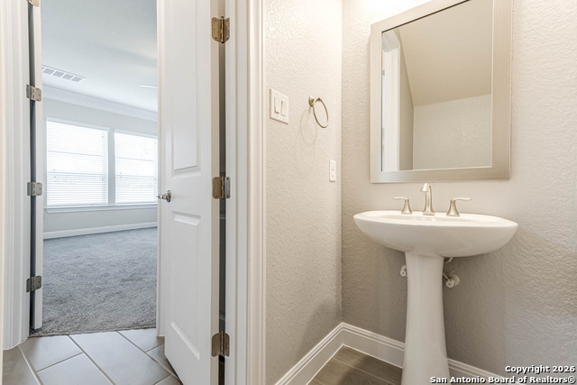 Image 39 of 53 For 17419 Hillsedge