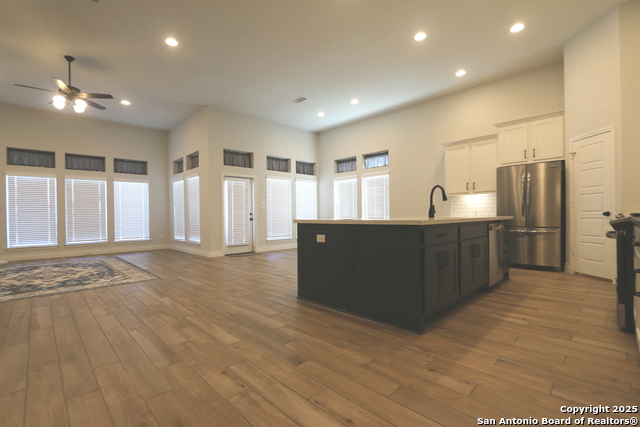 Image 12 of 59 For 2965 Grove Way