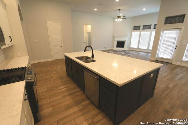 Image 19 of 59 For 2965 Grove Way