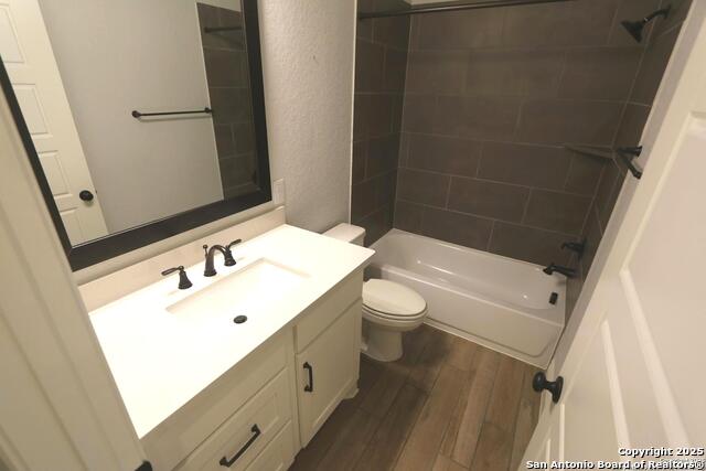 Image 31 of 59 For 2965 Grove Way