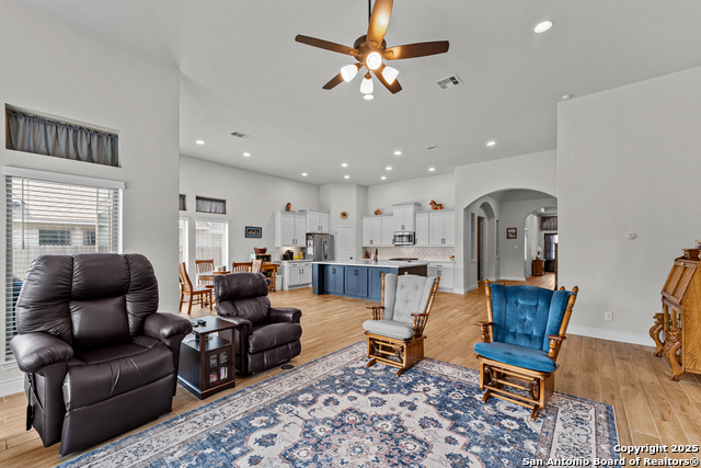 Image 38 of 59 For 2965 Grove Way