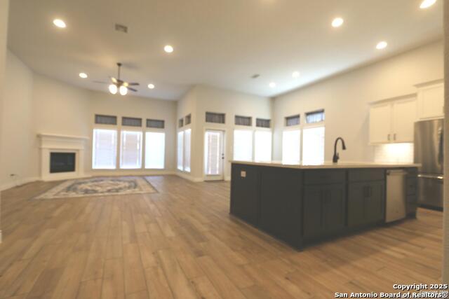 Image 5 of 59 For 2965 Grove Way