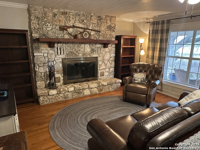 Listing photo id 8 for 11739 County Road 401