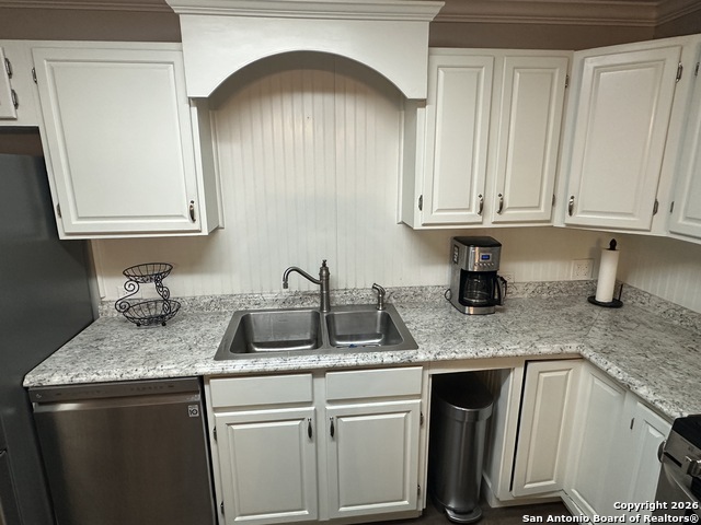 Listing photo id 24 for 11739 County Road 401