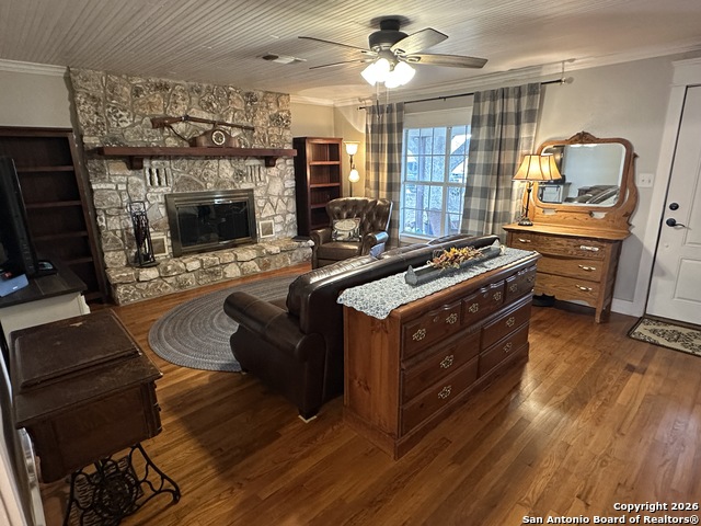 Listing photo id 1 for 11739 County Road 401