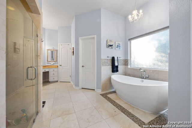 Image 19 of 38 For 35 Galleria  