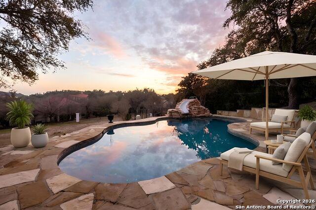 Image 2 of 38 For 35 Galleria  