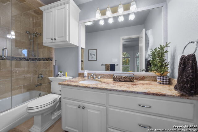 Image 26 of 38 For 35 Galleria  