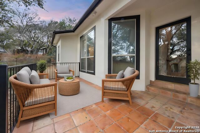 Image 34 of 38 For 35 Galleria  