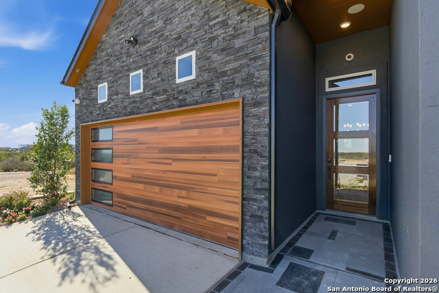 Image 5 of 38 For 2202 Briggs Summit