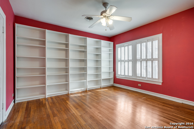 Image 10 of 25 For 120 Alta  