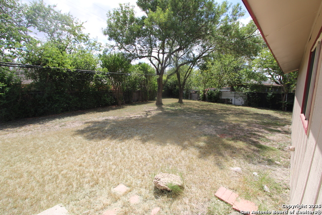 Image 20 of 20 For 2706 Lakedon