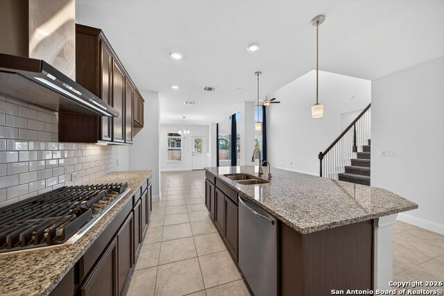 Image 14 of 36 For 12455 Diagon Alley